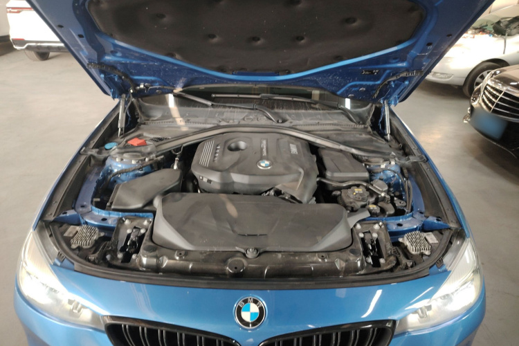 宝马3系GT 2019款  320i M运动曜夜版局部细节24