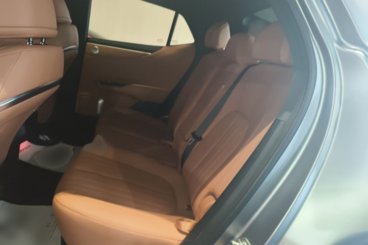 长安启源E07 2025款 纯电 四驱 90kWh Ultra高性能版中控内饰21