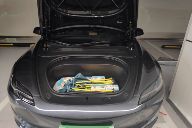 特斯拉 Model 3 2025款 后轮驱动版局部细节24