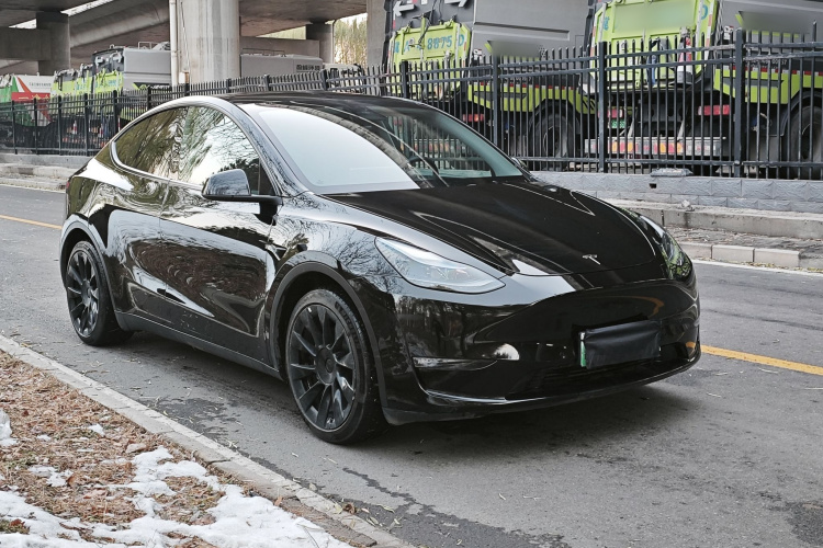 特斯拉 Model Y 2021款 标准续航后驱版车身外观6002