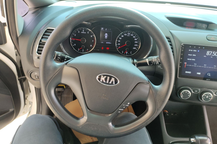 起亚K3 2016款 1.6L 自动GL局部细节13