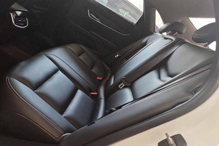 凯迪拉克XTS 2018款 28T 技术型中控内饰21