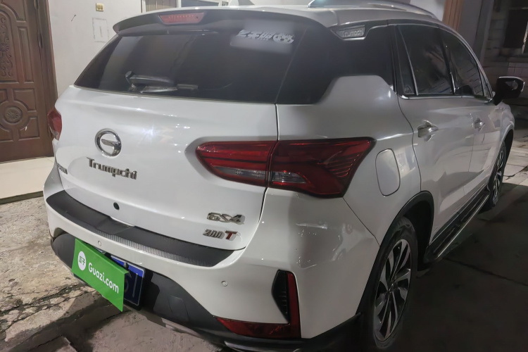 广汽传祺 传祺GS4 2018款 200T 手动两驱精英版车身外观6005