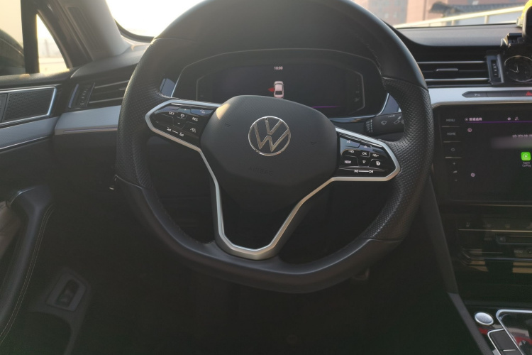 大众 迈腾 2024款 200万辆众享款 330TSI DSG豪华型中控内饰13