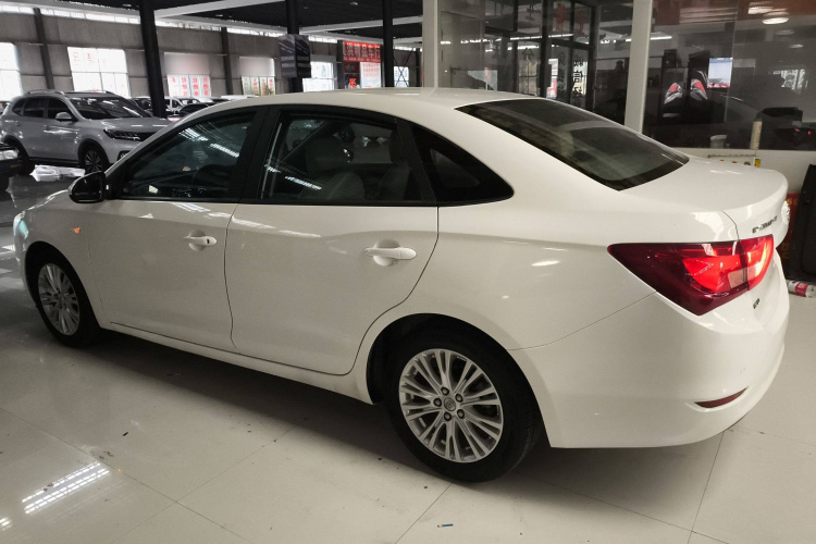 别克 英朗 2016款 15N 自动精英型车身外观6003