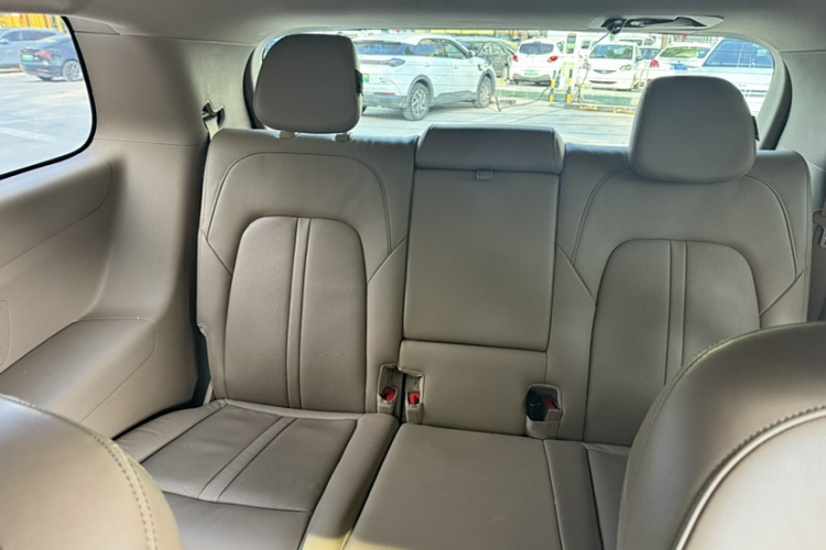 别克GL8 2021款 ES陆尊 653T 旗舰型中控内饰7009