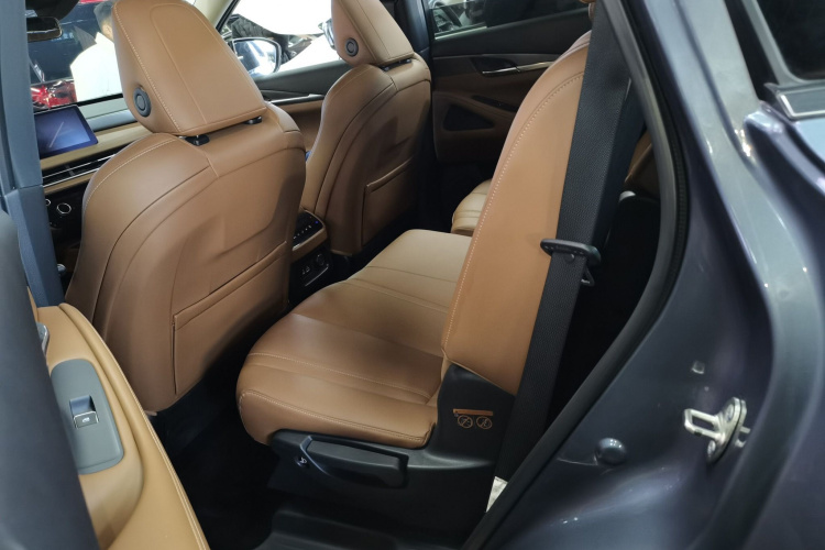 英菲尼迪QX60 2024款 2.0T 悦享版中控内饰7004