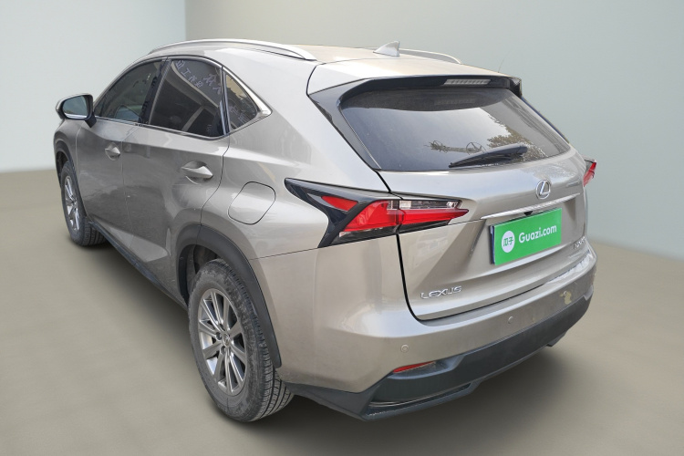 雷克萨斯NX 2015款 200 前驱 锋行版车身外观5