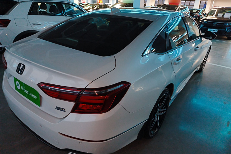 本田 英仕派 2022款 260TURBO 精悦版车身外观7