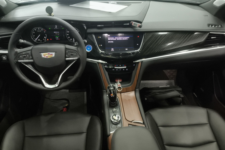 凯迪拉克XT6 2022款 2.0T 六座两驱豪华型中控内饰12