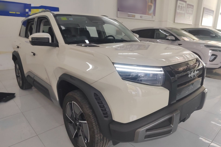 方程豹 钛3 2025款 501KM 四驱智驾Max版车身外观6002