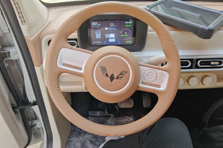 五菱汽车 宏光MINIEV 2024款 第三代 215km 青春版局部细节13