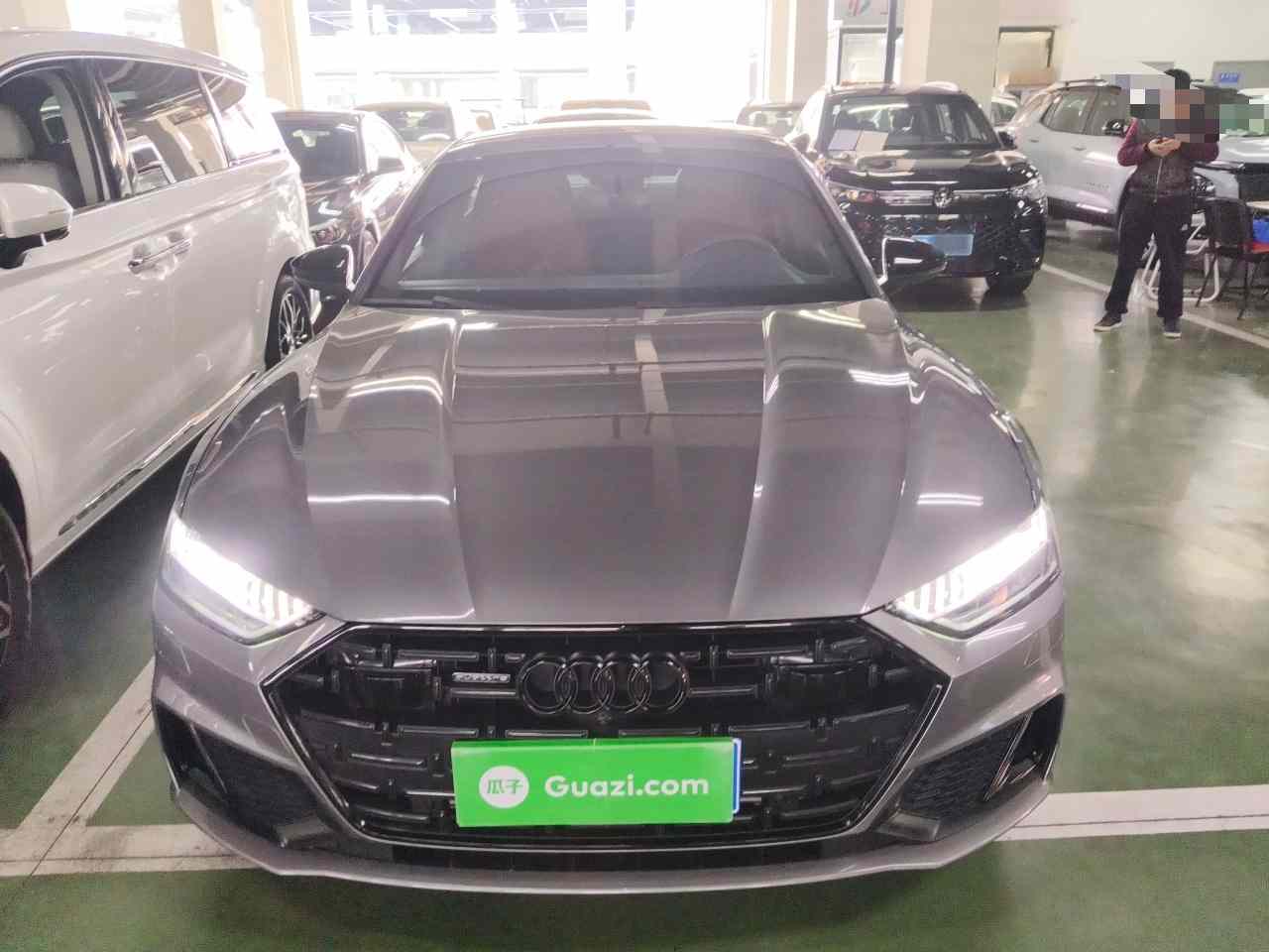 奥迪A7L 2022款 55 TFSI quattro S-line 志远型曜黑套装(1)