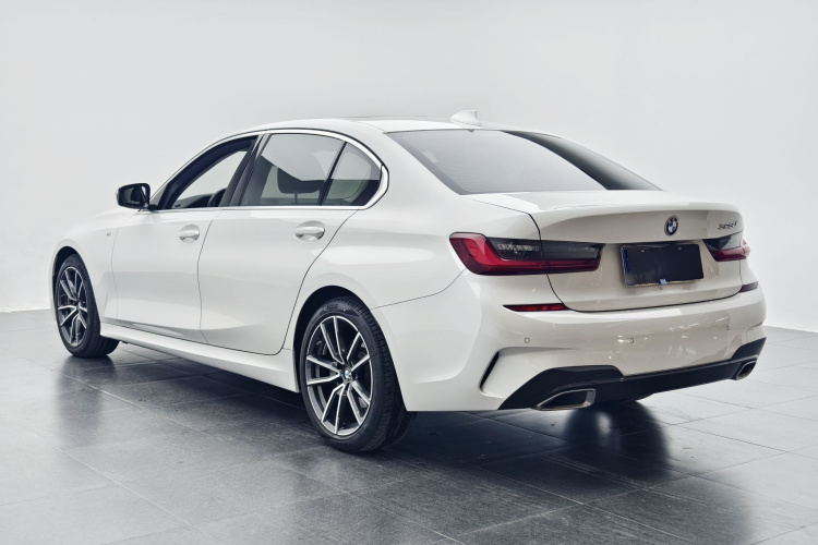 宝马3系 2022款 改款 325Li M运动套装车身外观6005