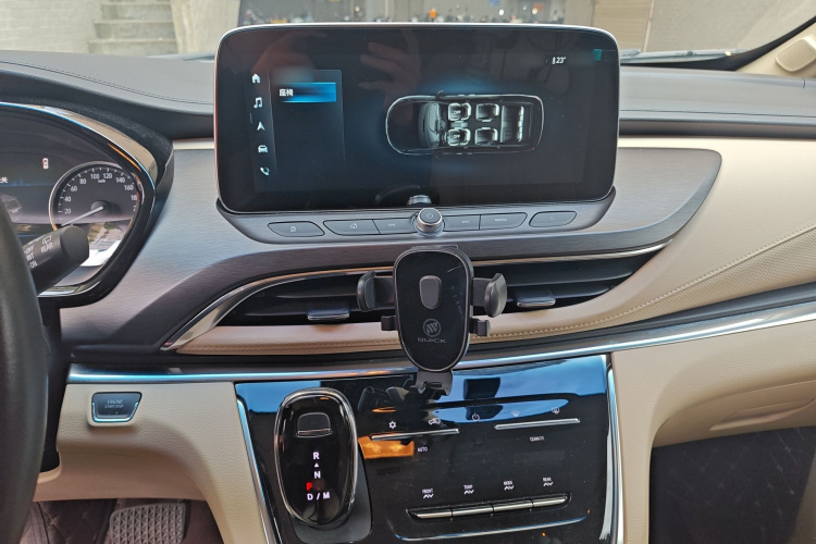 别克GL8 2023款 改款 陆上公务舱 豪华型局部细节16