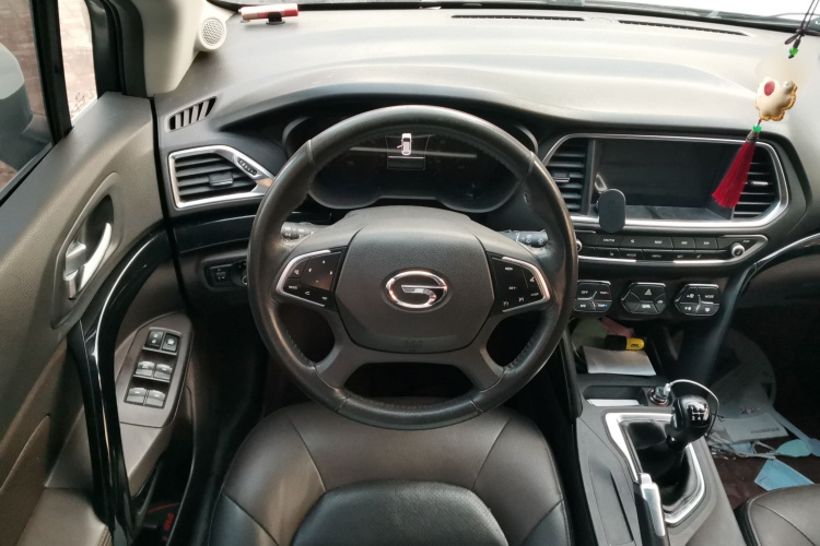 广汽传祺 传祺GS4 2017款 235T 手动两驱豪华版中控内饰13