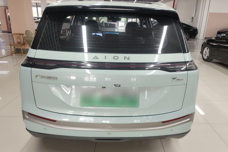 埃安 AION Y 2023款 Plus 510 科技版车身外观6