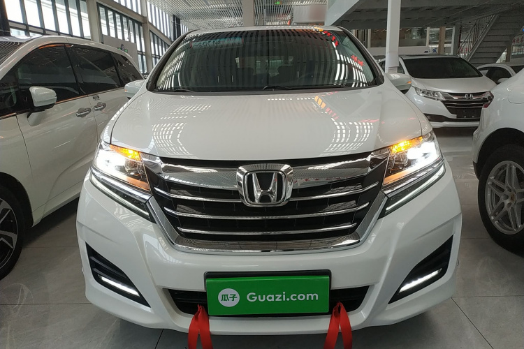 本田 艾力绅 2016款 2.4L 豪华版车身外观2