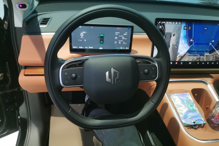 零跑汽车 零跑C16 2026款 增程 280激光雷达版 6座局部细节13