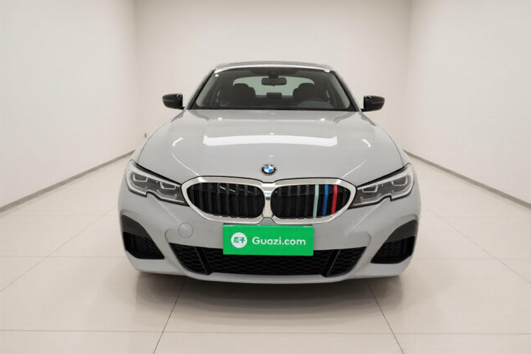 宝马3系 2021款 320Li M运动套装车身外观2