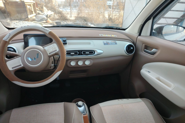 五菱汽车 宏光MINIEV 2025款 四门版 进阶款中控内饰7003