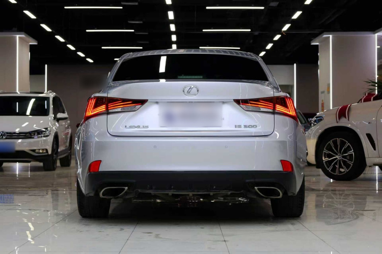 雷克萨斯IS 2017款 300 锋尚版车身外观6005
