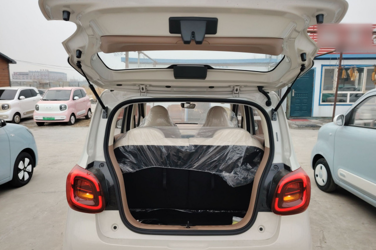 五菱汽车 宏光MINIEV 2025款 四门版 进阶款机舱底盘23