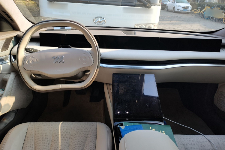 智己汽车 智己L7 2022款 Pro中控内饰7002