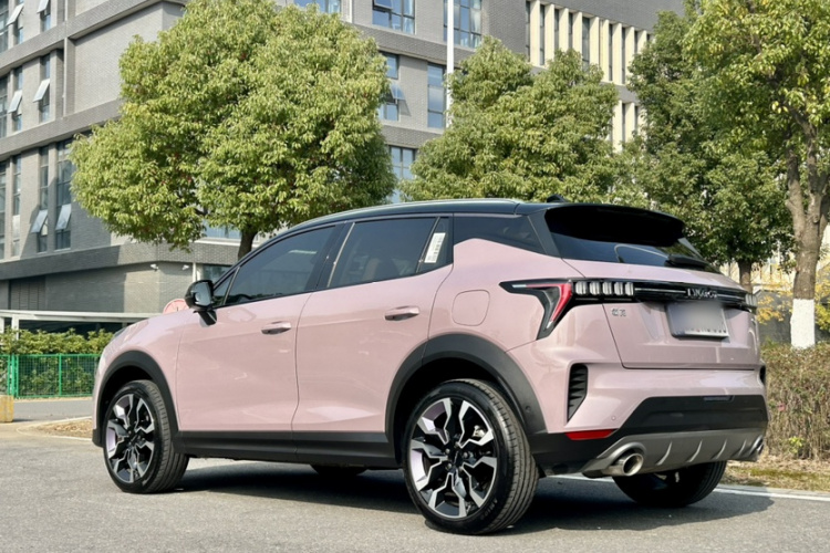 领克06 2023款 Remix 1.5T Shero车身外观6008