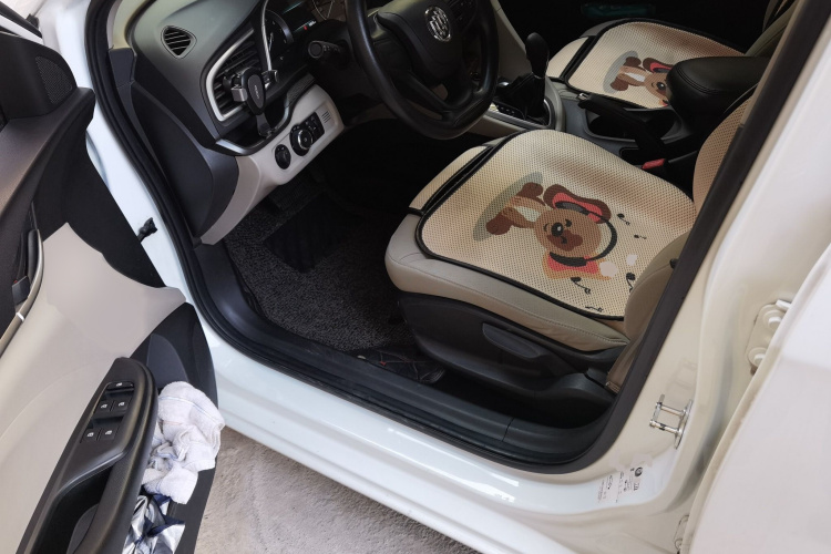 别克 英朗 2015款 15N 自动精英型中控内饰7003