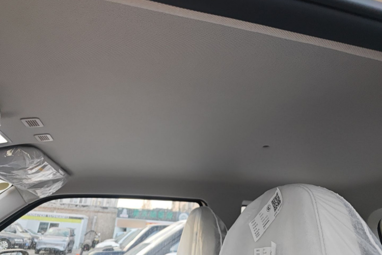 吉利银河 熊猫 2025款 210km 元气熊中控内饰22