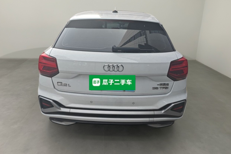 奥迪Q2L 2022款 35 TFSI 时尚动感型车身外观6