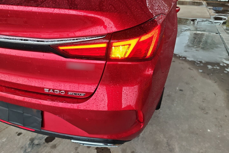 长安 逸动 2021款 PLUS 蓝鲸NE 1.4T GDI DCT尊贵型车身外观6006