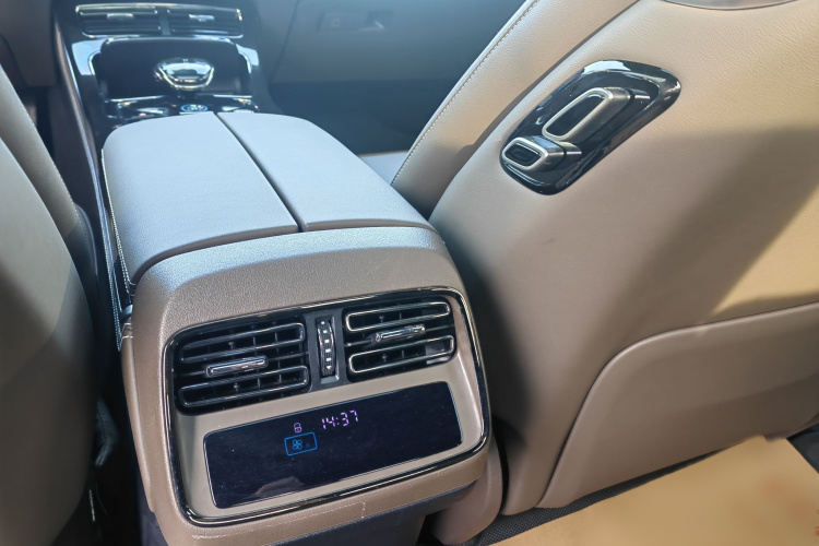 比亚迪 汉 2025款 EV 506KM尊贵型局部细节18