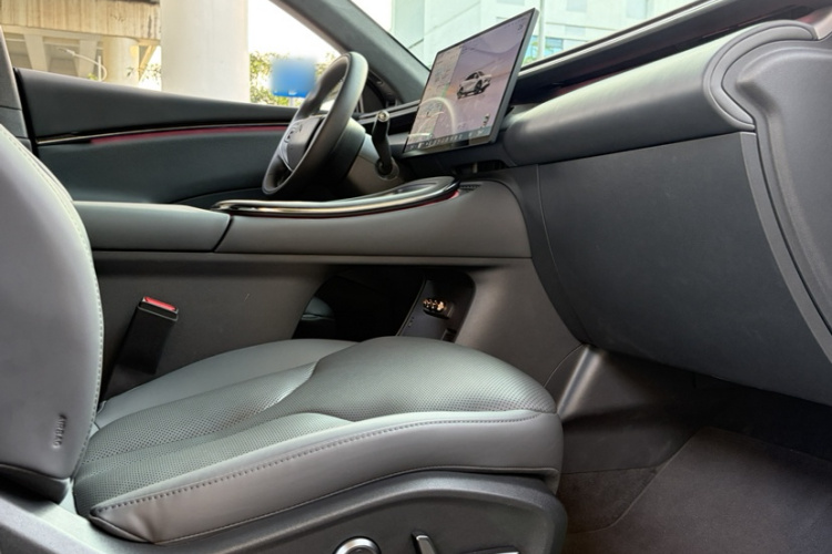 小鹏G7 2025款 702 超长续航 Ultra中控内饰7005