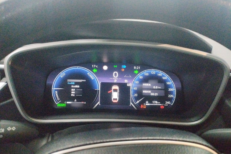 丰田 雷凌 2023款 智能电混双擎 1.8L 豪华版局部细节14