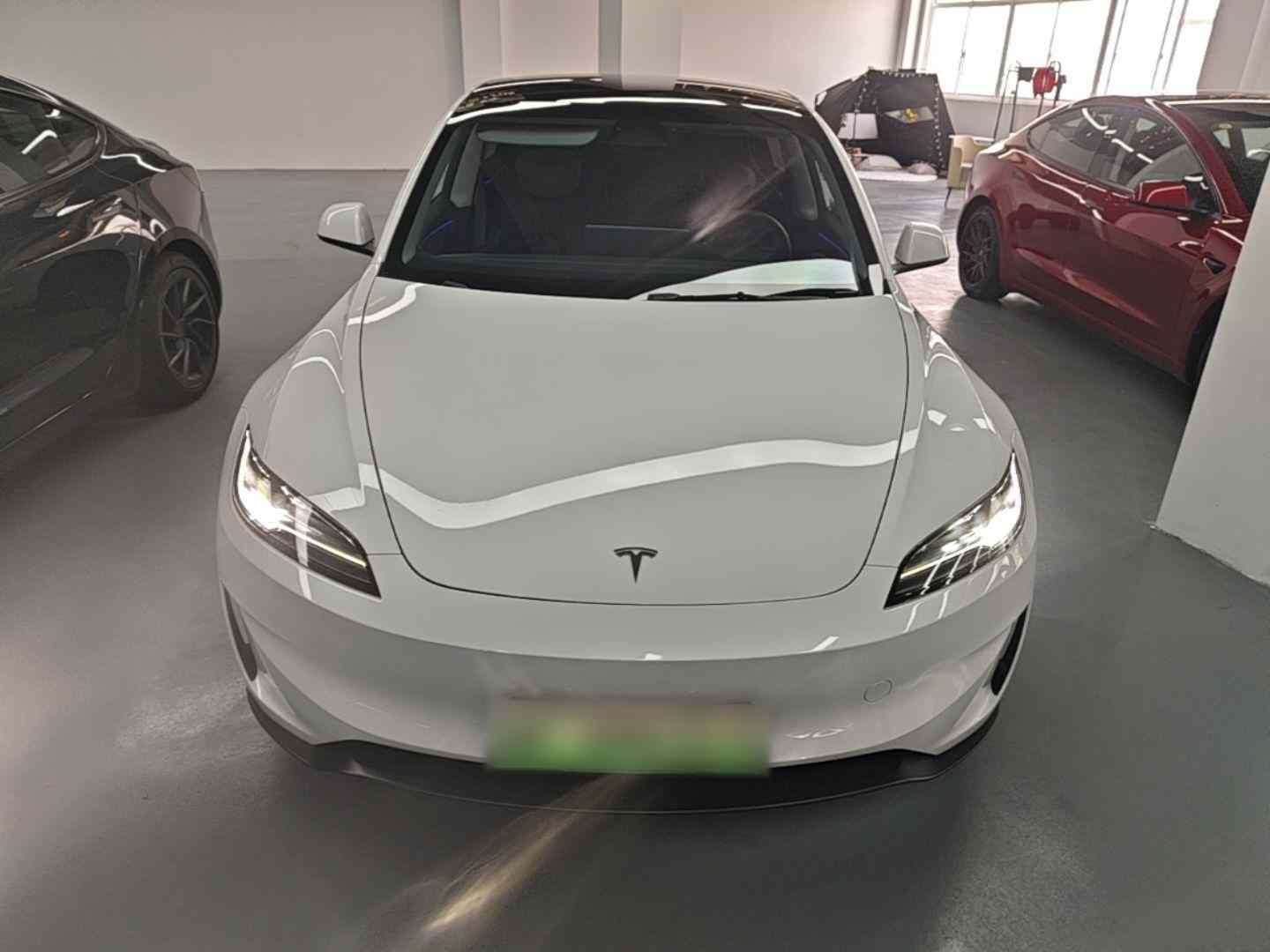 特斯拉 Model 3 2024款 高性能全轮驱动版(1)