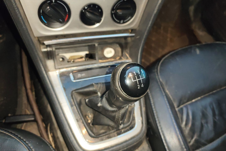 大众 朗逸 2013款 1.6L 手动舒适版局部细节18