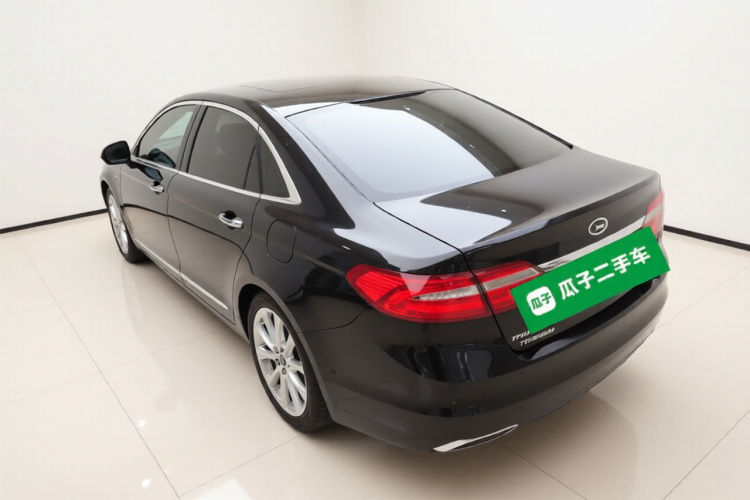 福特 金牛座 2015款 EcoBoost 325 V6旗舰型车身外观5