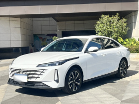 长安 逸动 2025款 蓝鲸 1.5T 500Bar尊贵型