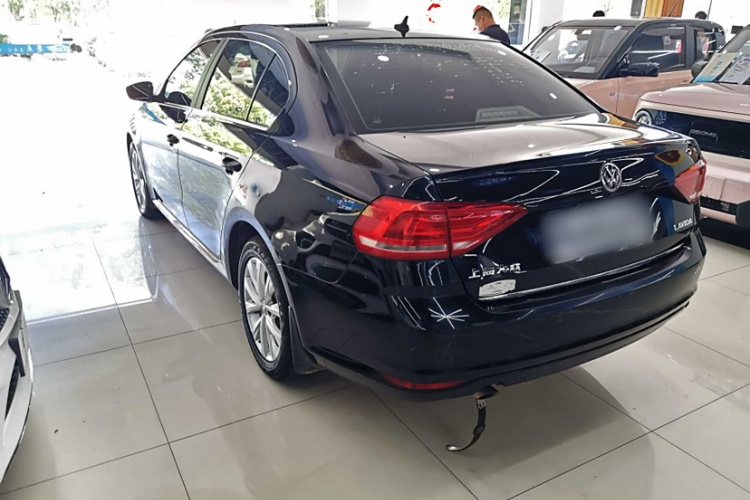 大众 朗逸 2015款 1.6L 自动舒适版车身外观6003