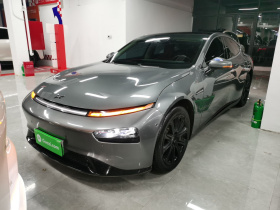 小鹏P7 2020款 670N