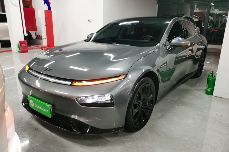 小鹏P7 2020款 670N车身外观1