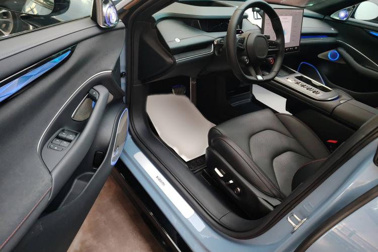 小米汽车 小米SU7 2024款 四驱超长续航高阶智驾Max版中控内饰7003