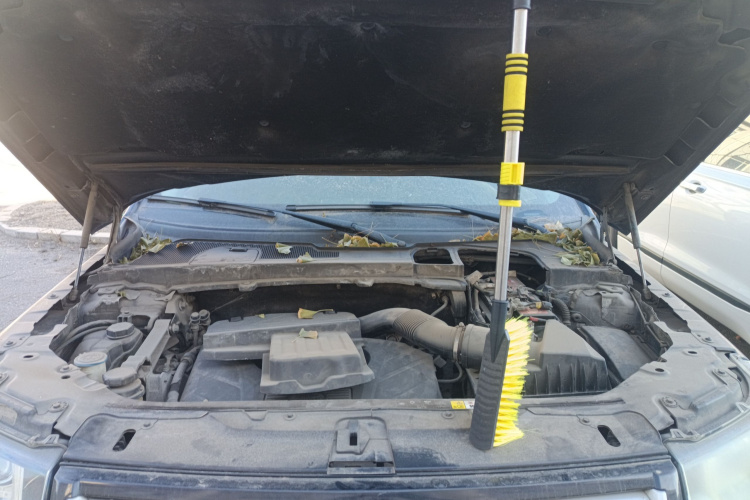 路虎 神行者2 2013款 2.0T Si4 HSE汽油版局部细节24