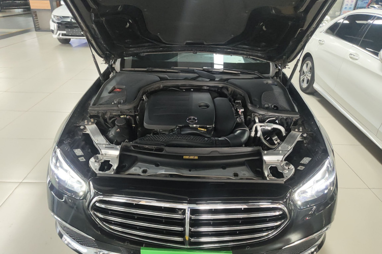 奔驰E级 2021款 改款 E 300 L 时尚型局部细节24