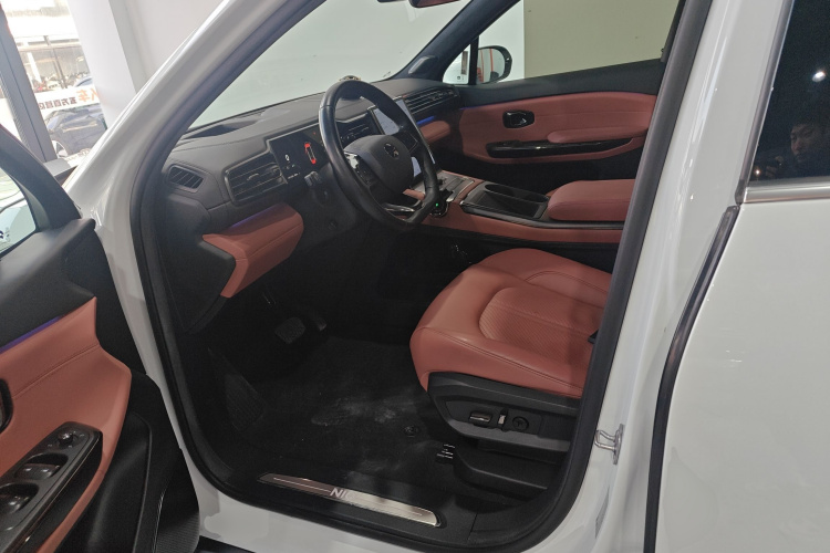 蔚来EC6 2020款 440KM 性能版中控内饰19