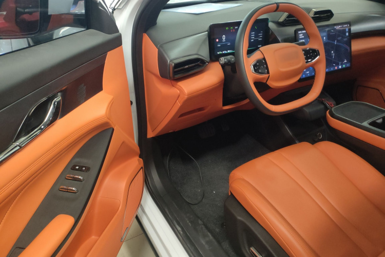 东风风神 风神L7新能源 2024款 205 Plus中控内饰7003