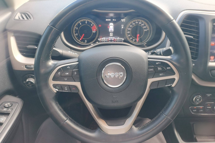 Jeep 自由光 2017款 2.4L 领先智能版局部细节13