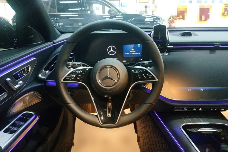 奔驰E级 2025款 改款 E 300 L 豪华型局部细节13